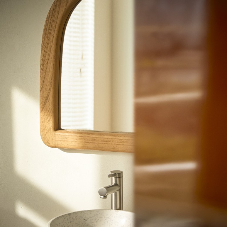 Léonie - Specchio da bagno in legno di mindi 120x60 cm