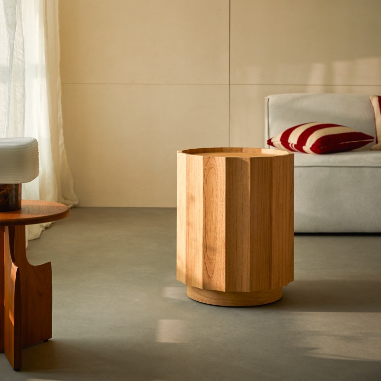 Andréa - Solid mindi wood side table