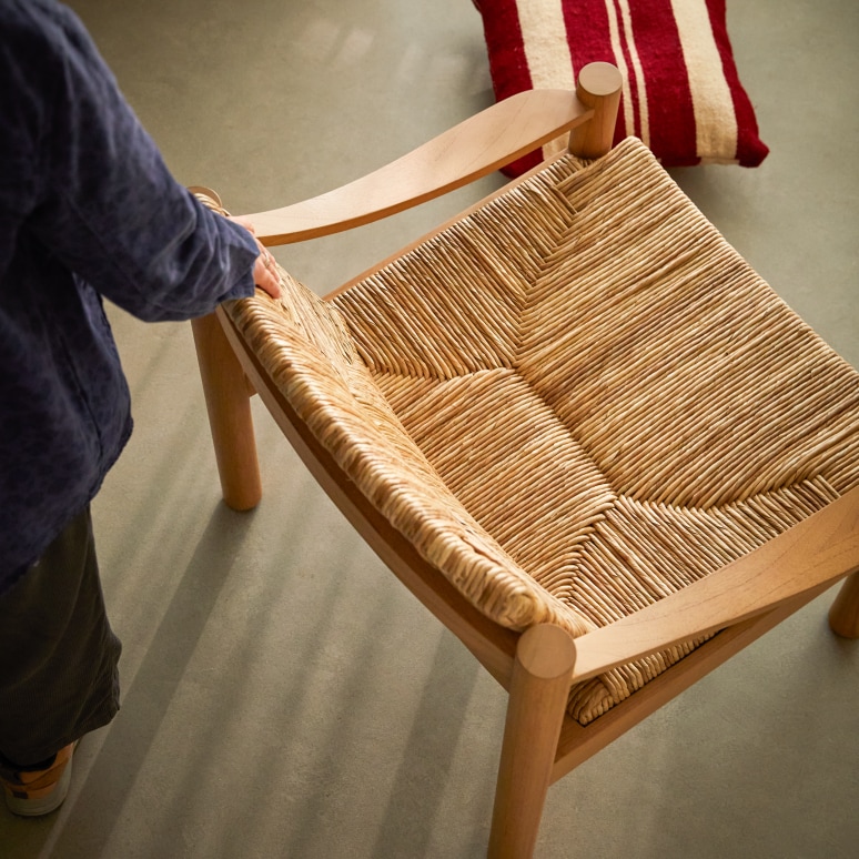 Jane - Sillón de madera de mindi y cuerda