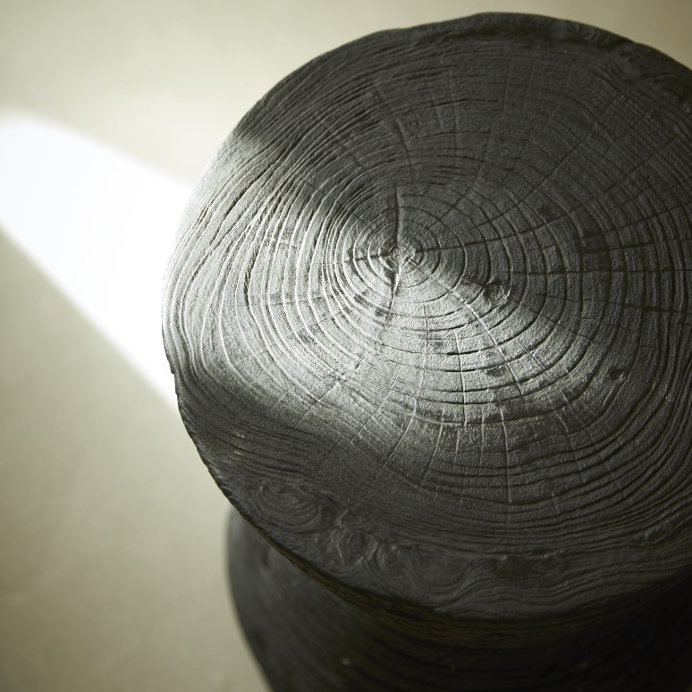 Diabolo - Black Solid Teak End Table