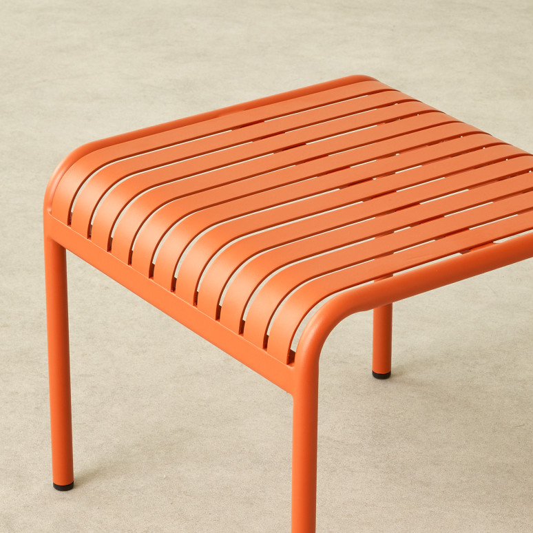 Gaby - Beistelltisch aus Metall in Orange