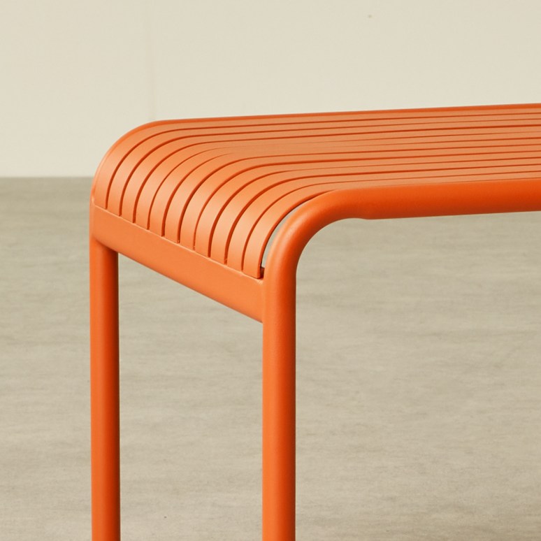 Gaby - Beistelltisch aus Metall in Orange