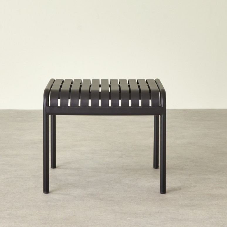 Gaby - Beistelltisch aus Metall black