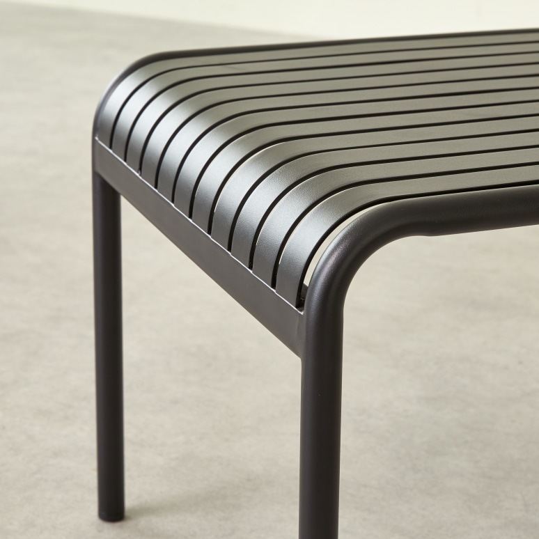 Gaby - Beistelltisch aus Metall black