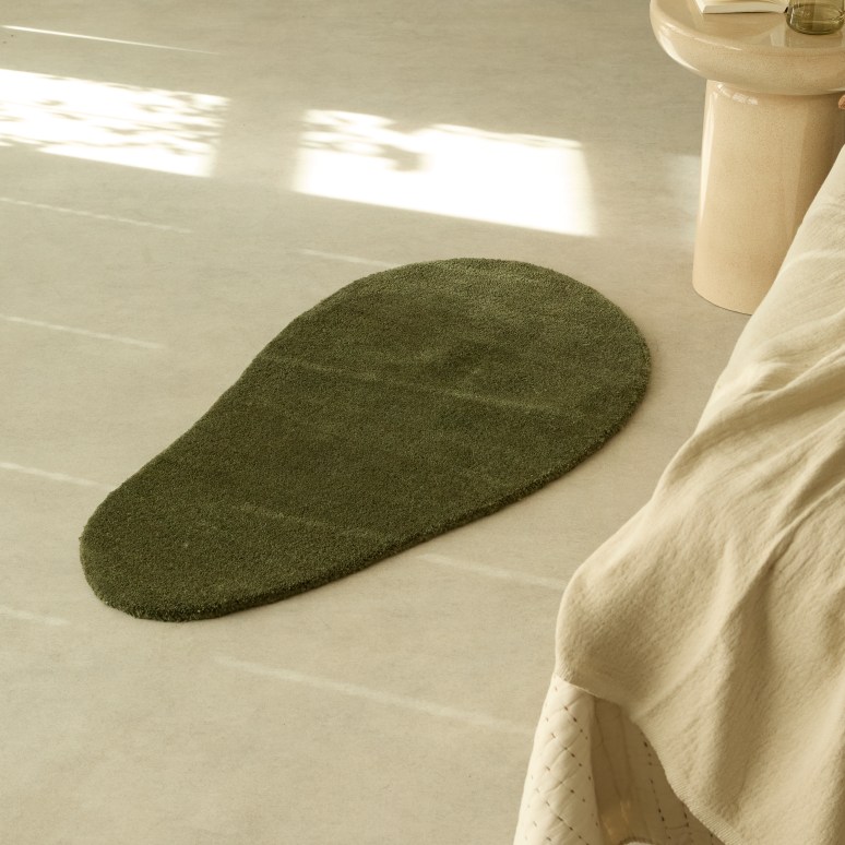 Tara - Alfombra forma gota de lana 120 x 60 cm