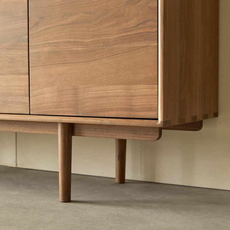 Ellie - Buffet in noce massello 180 cm