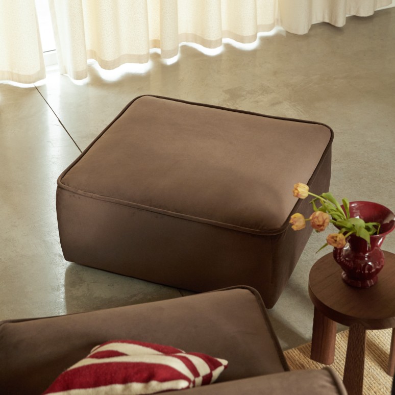 Quinto - Repose-pieds en tissu marron