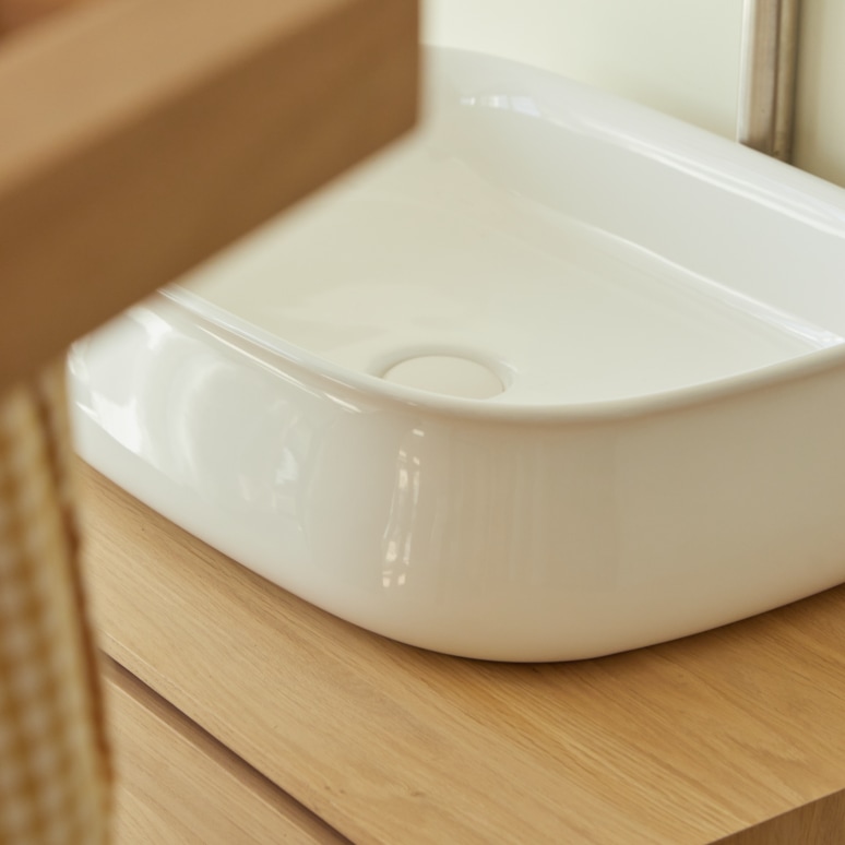 Amelia - Waschbecken aus Keramik b.55 cm