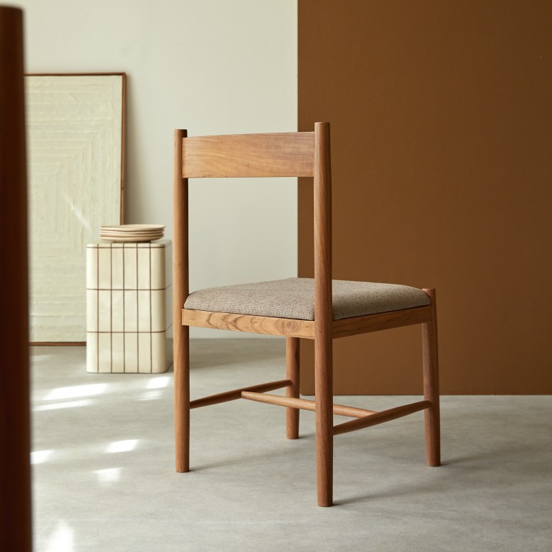 Emy - Silla de acacia maciza y tela