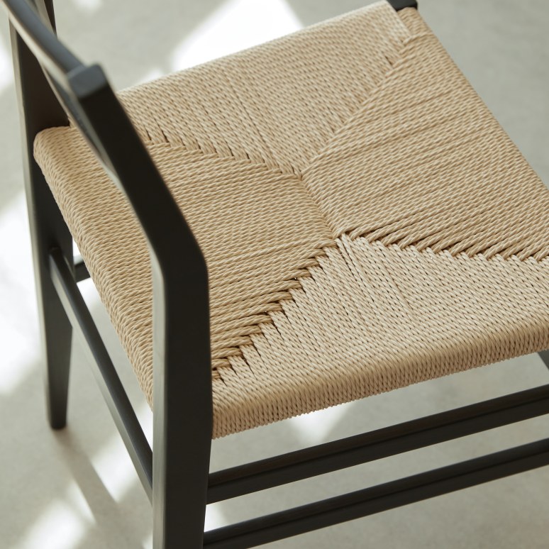 Clarisse - Silla de olmo macizo negro y cordaje