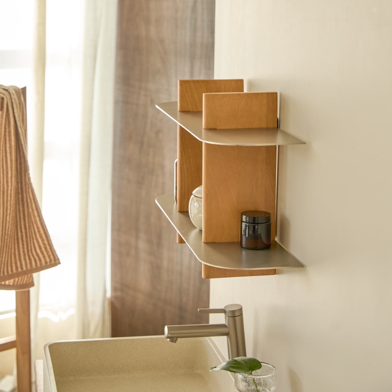 Isaia - Etagère de salle de bain en manguier et métal