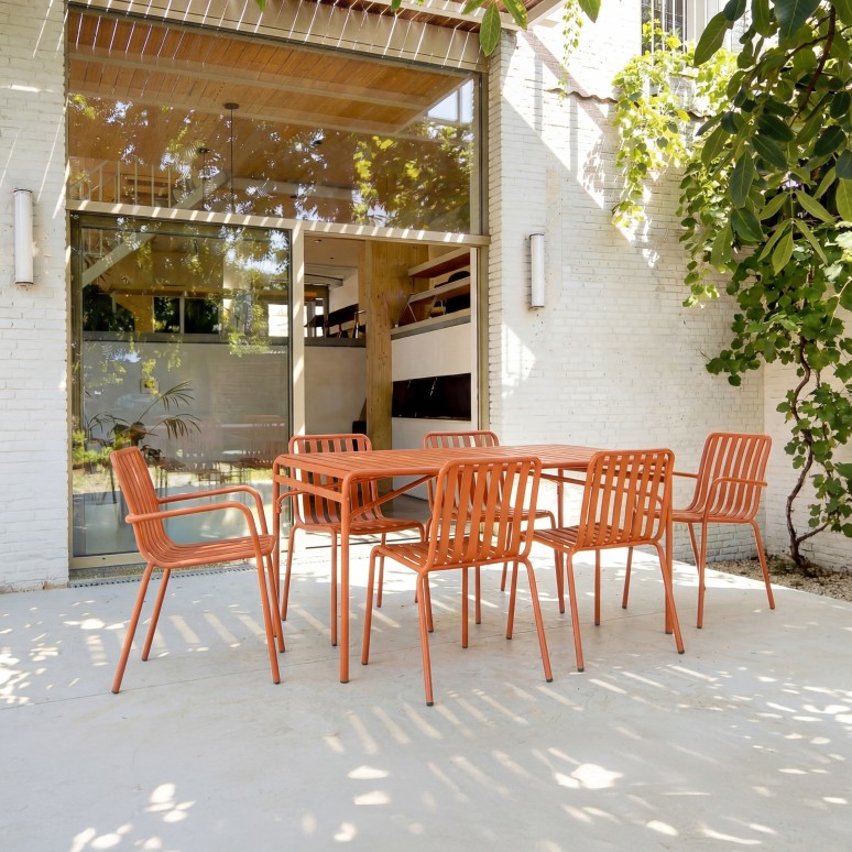 Gaby - Table de jardin rectangulaire en métal orange 4/6 pers.