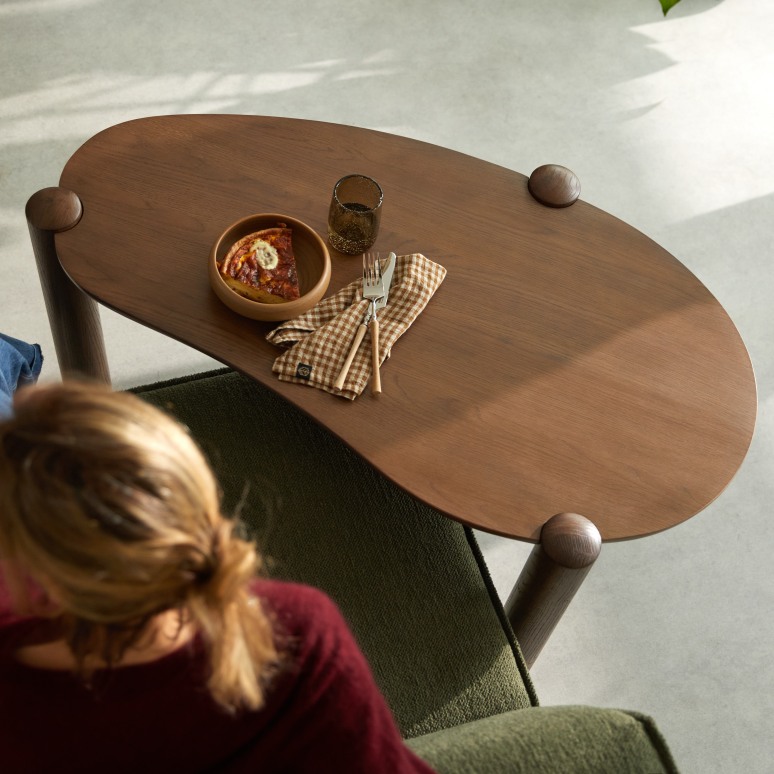 Nora - Salontafel van massief eiken, hoge versie