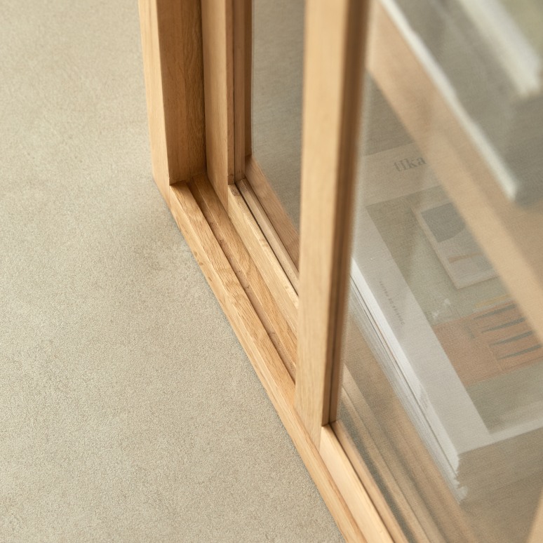 Heidi - Cupboard in solid oak, 160 cm