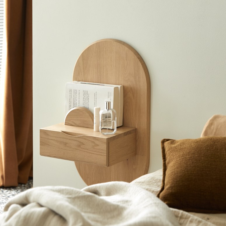 Raph - Wall-mounted solid oak bedside table