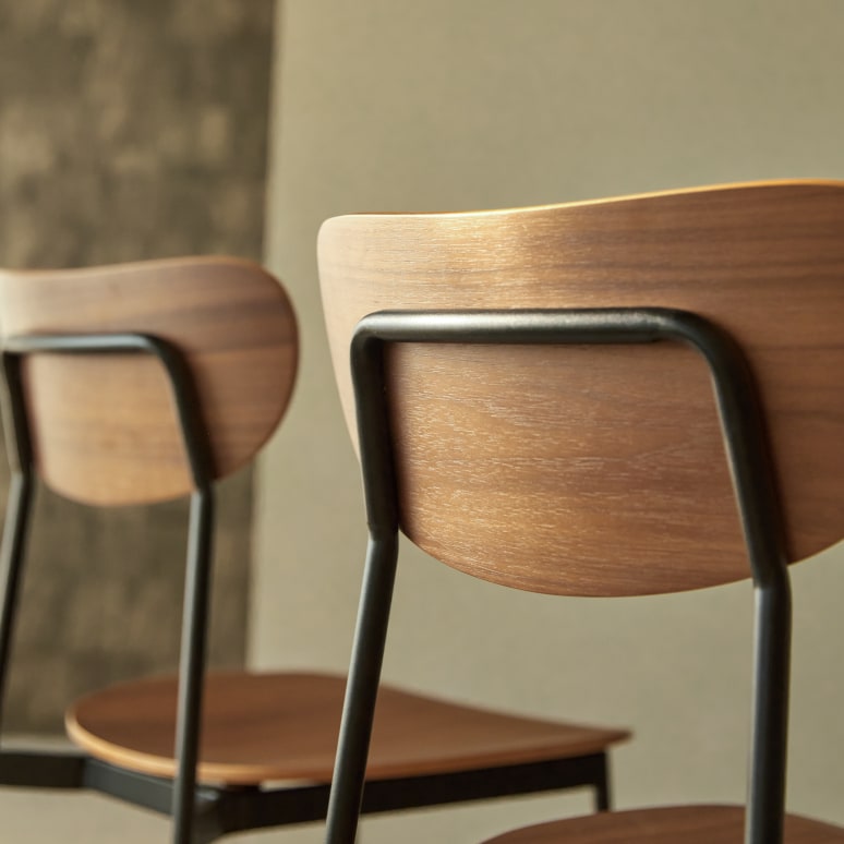 Lilo - Walnut and black metal chair