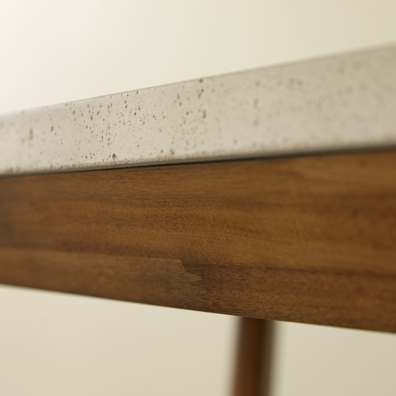 Bianca - Rechthoekige tuintafel van massief acaciahout en ecru cement 6/8 pers.