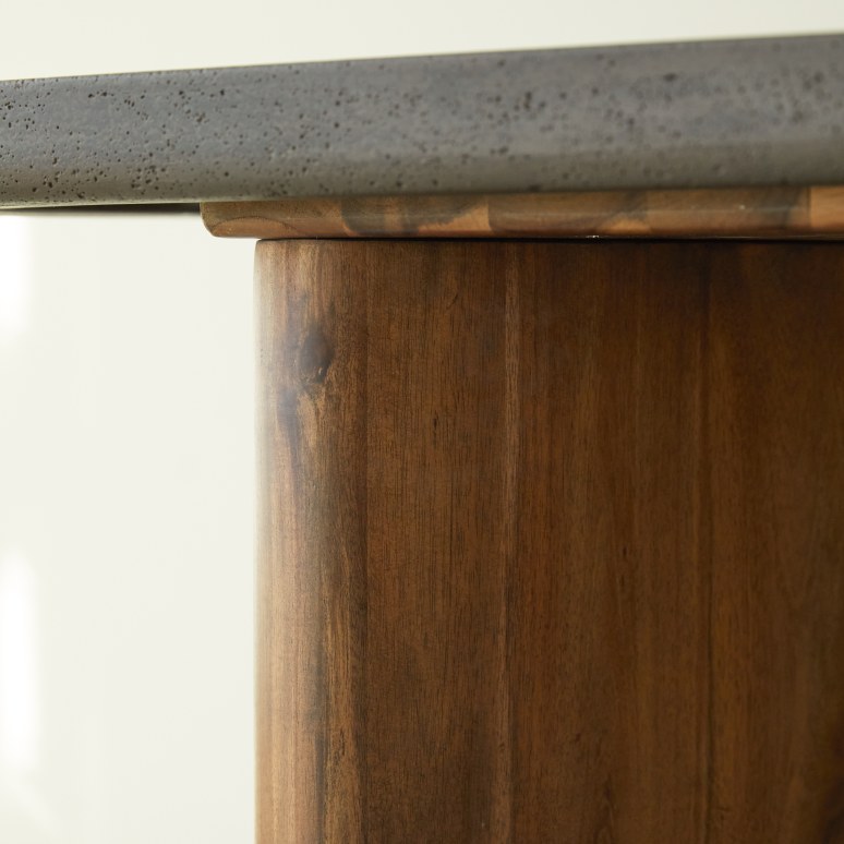 Sergio - Garden Table in solid acacia and dark grey cement, 6/8 pers.