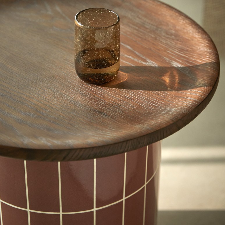 Georges - Terracotta side table in tile-effect cement and oak