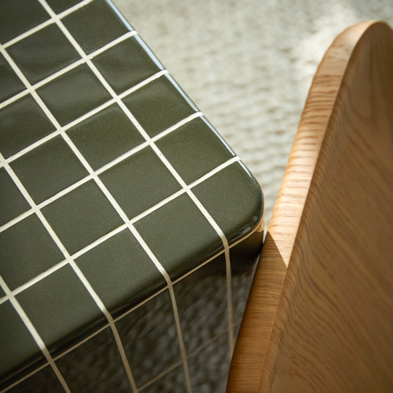 Georges - Green side table in tile-effect cement and oak
