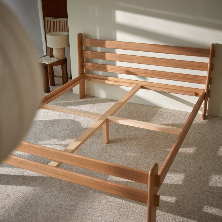 Alfie - Lit en pin massif 160x200 cm