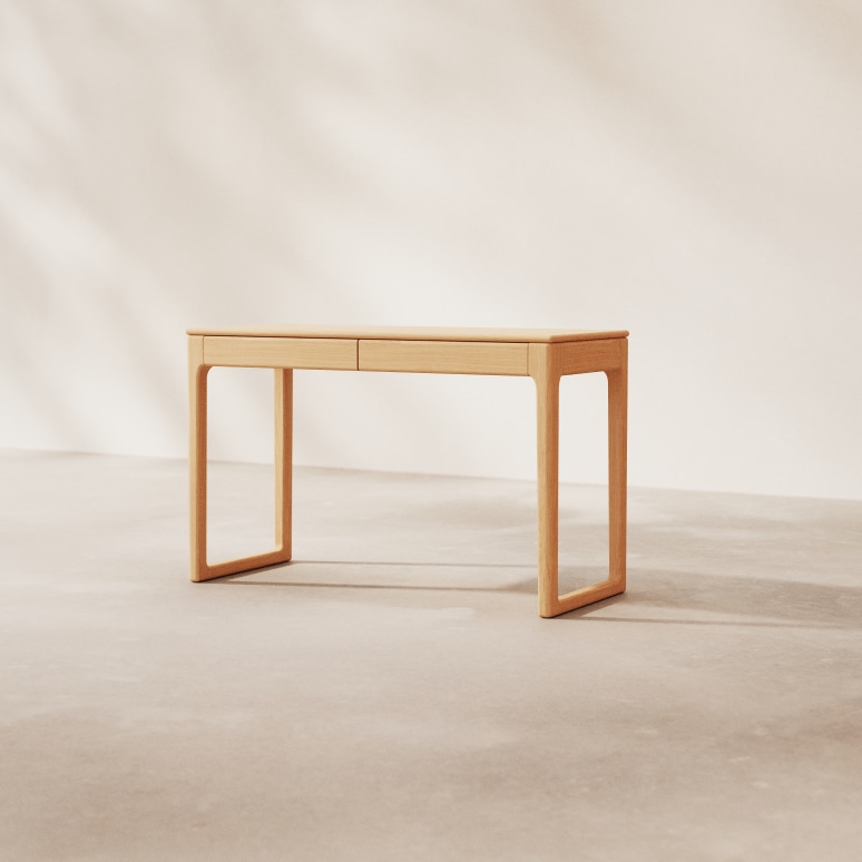 Arto - Desk in solid oak