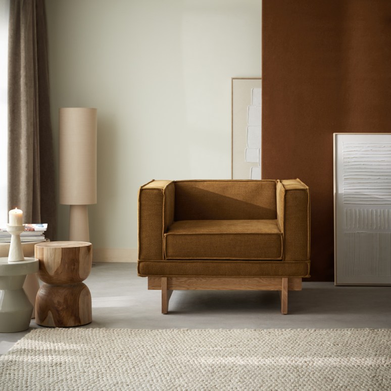 Armchair in oak and ochre fabric