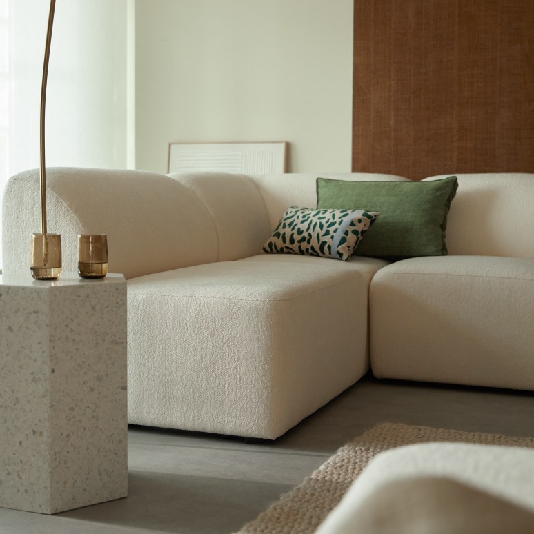 Vénus - Modulares 5-6 Sitzer-Sofa aus Ecru-Stoff