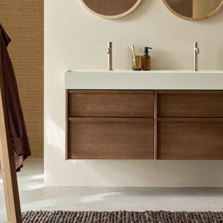 Margot - Mobile sottolavabo in legno massello di hevea e cemento 120 cm