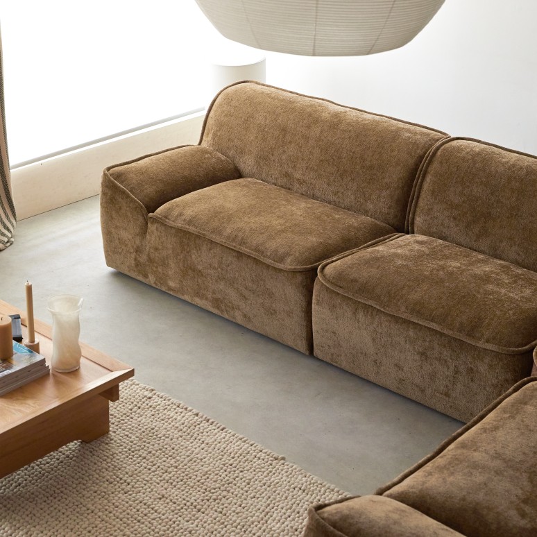 Quinto - Divano angolare modulabile in tessuto camel 5 posti