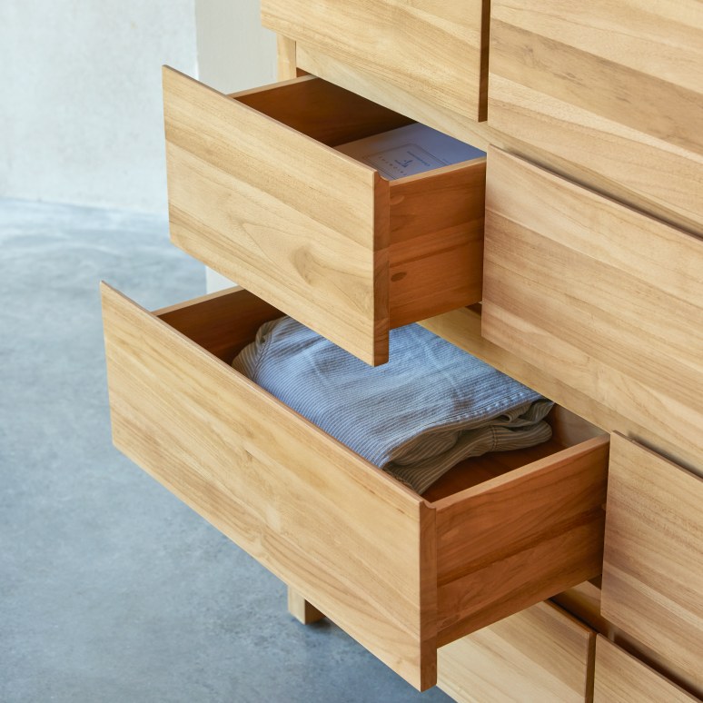 Milano - Solid teak chest of drawers