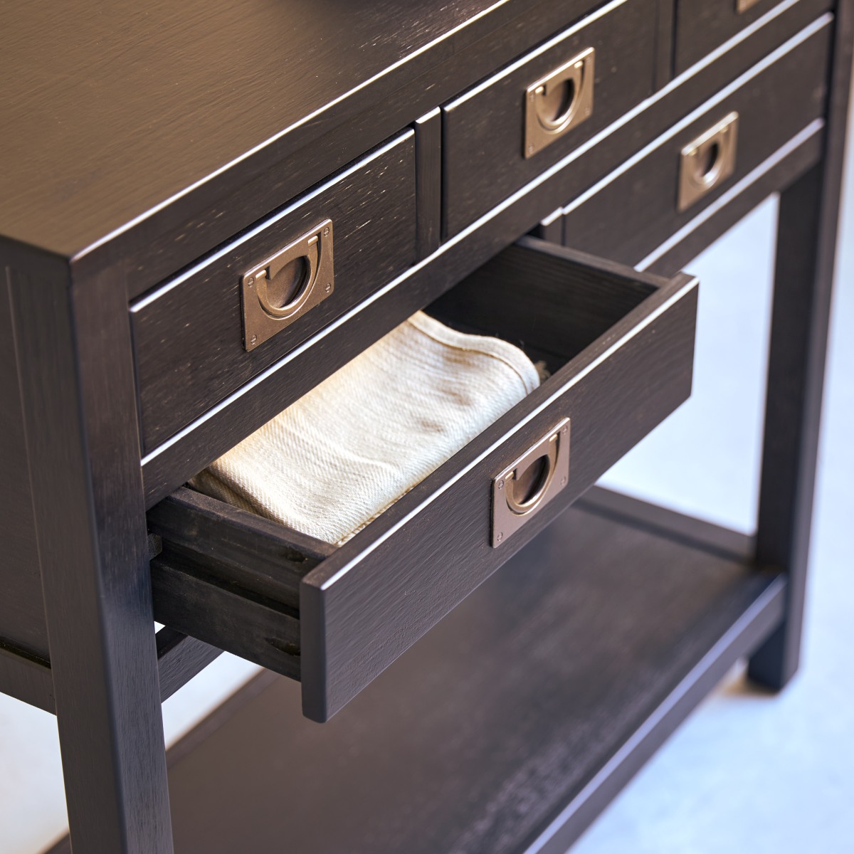 Klaten - Solid pine console table