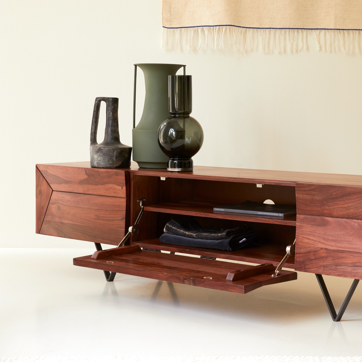 Sheesham TV stand Kwarto TV stands sale Tikamoon