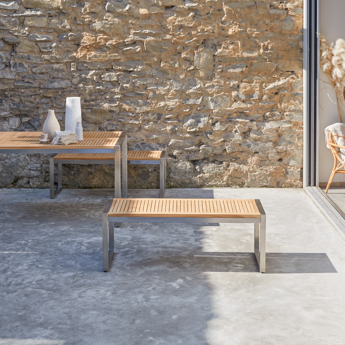 Banc de jardin en bois de teck et inox Arno Tikamoon