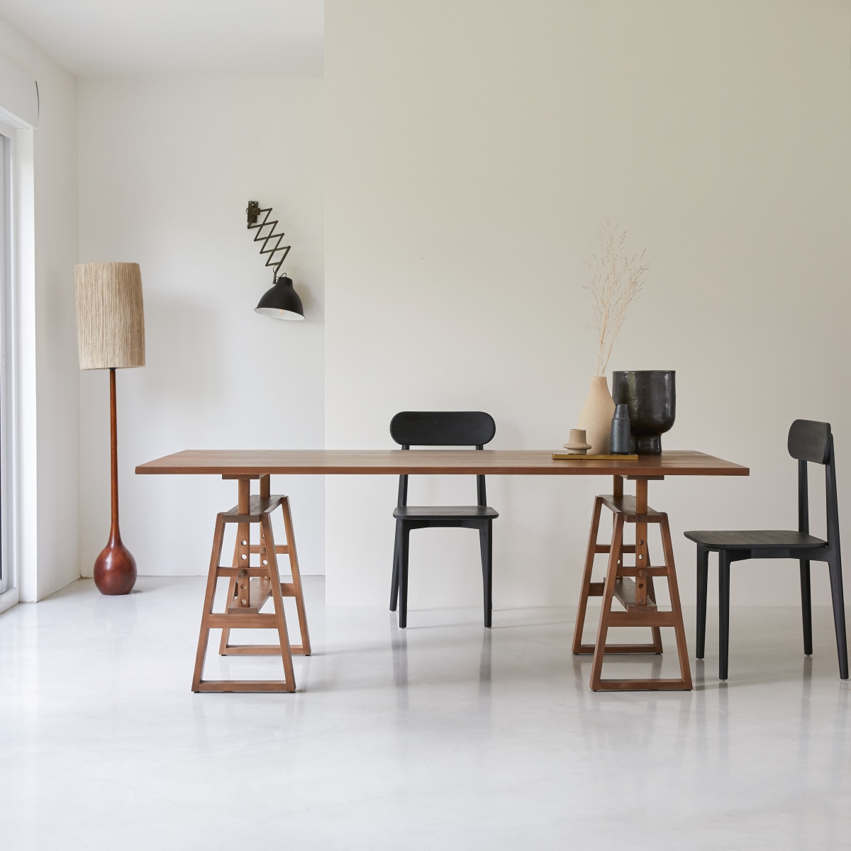 Table en bois de teck massif recyclé 200x100 Trestle FSC - Tikamoon