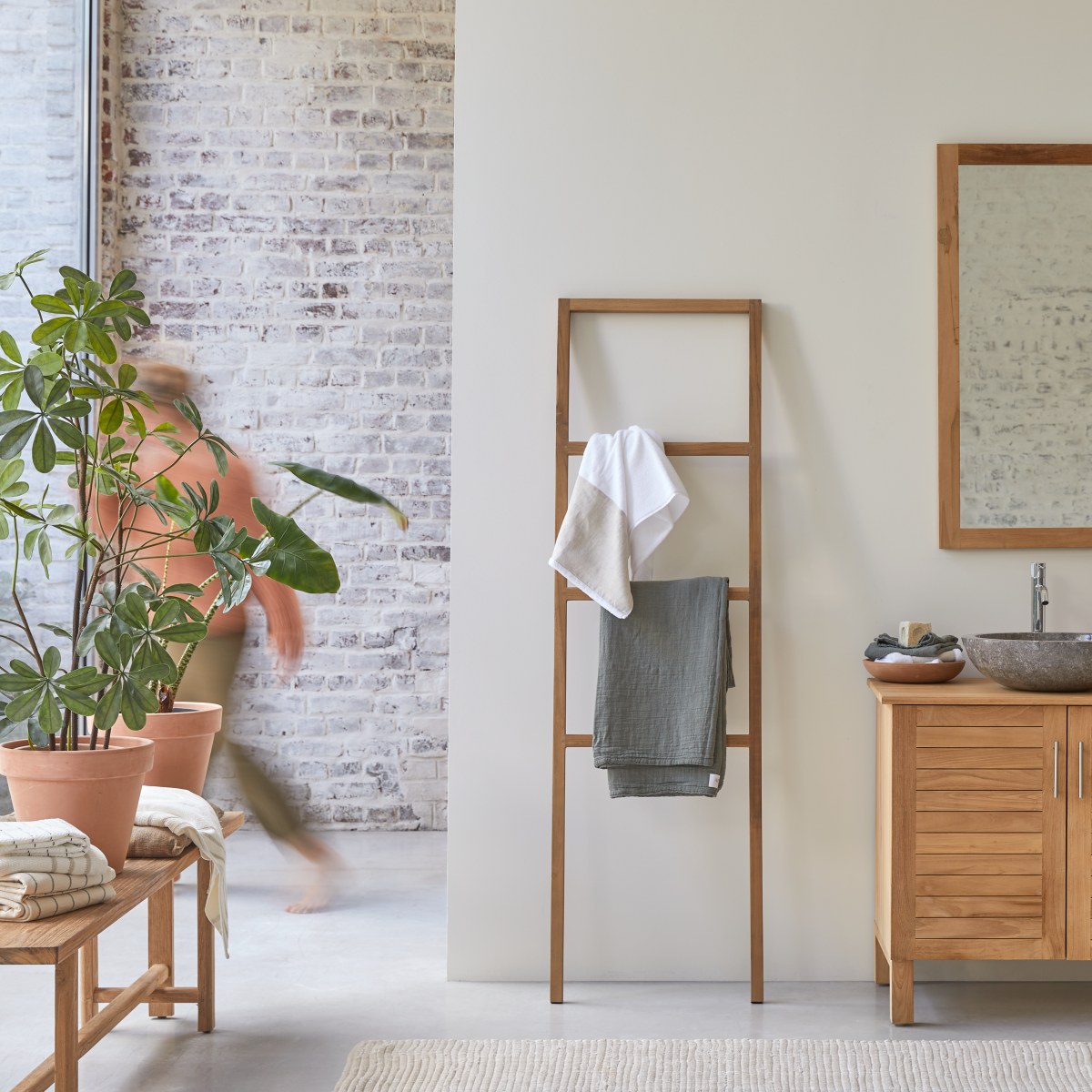 Porte serviette en bois de teck 170 Galyno FSC - Tikamoon