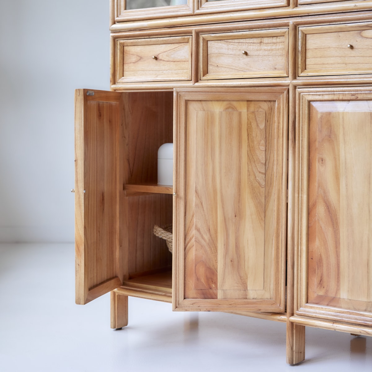 Alex - Double dresser in solid mindi wood