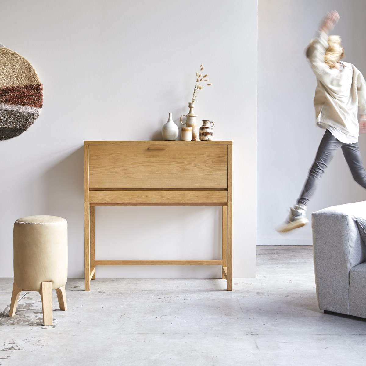 Bureau Eyota en bois de chêne et marbre Tikamoon