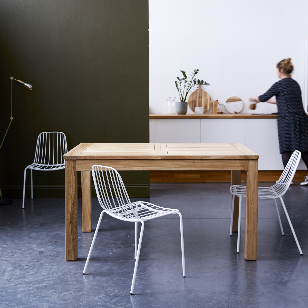 Table en bois de teck à rallonge 140x90 Cloé FSC - Tikamoon