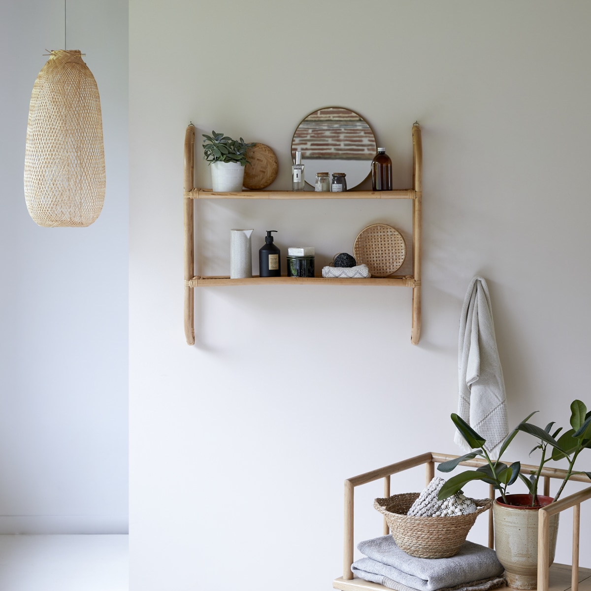 Etagère murale de salle de bain en tiges de rotin Marius Tikamoon