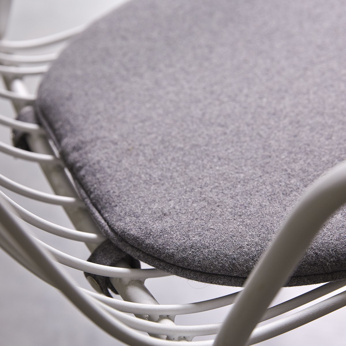 Arty - Cojín de fieltro de 40 cm x 36 cm