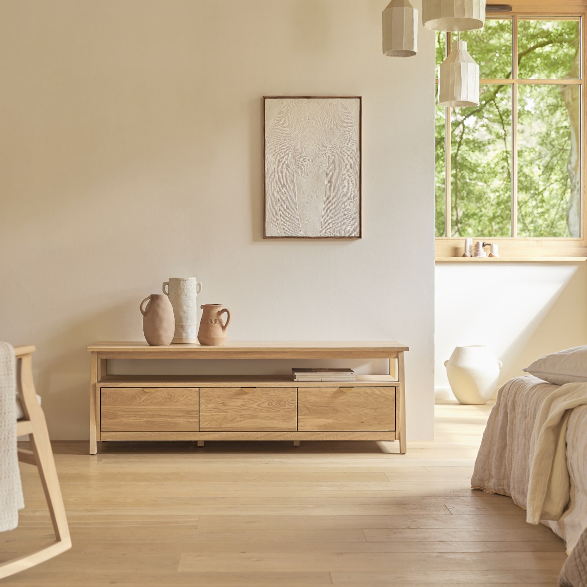 Meuble TV en bois de chêne 150 Pola FSC® - Tikamoon