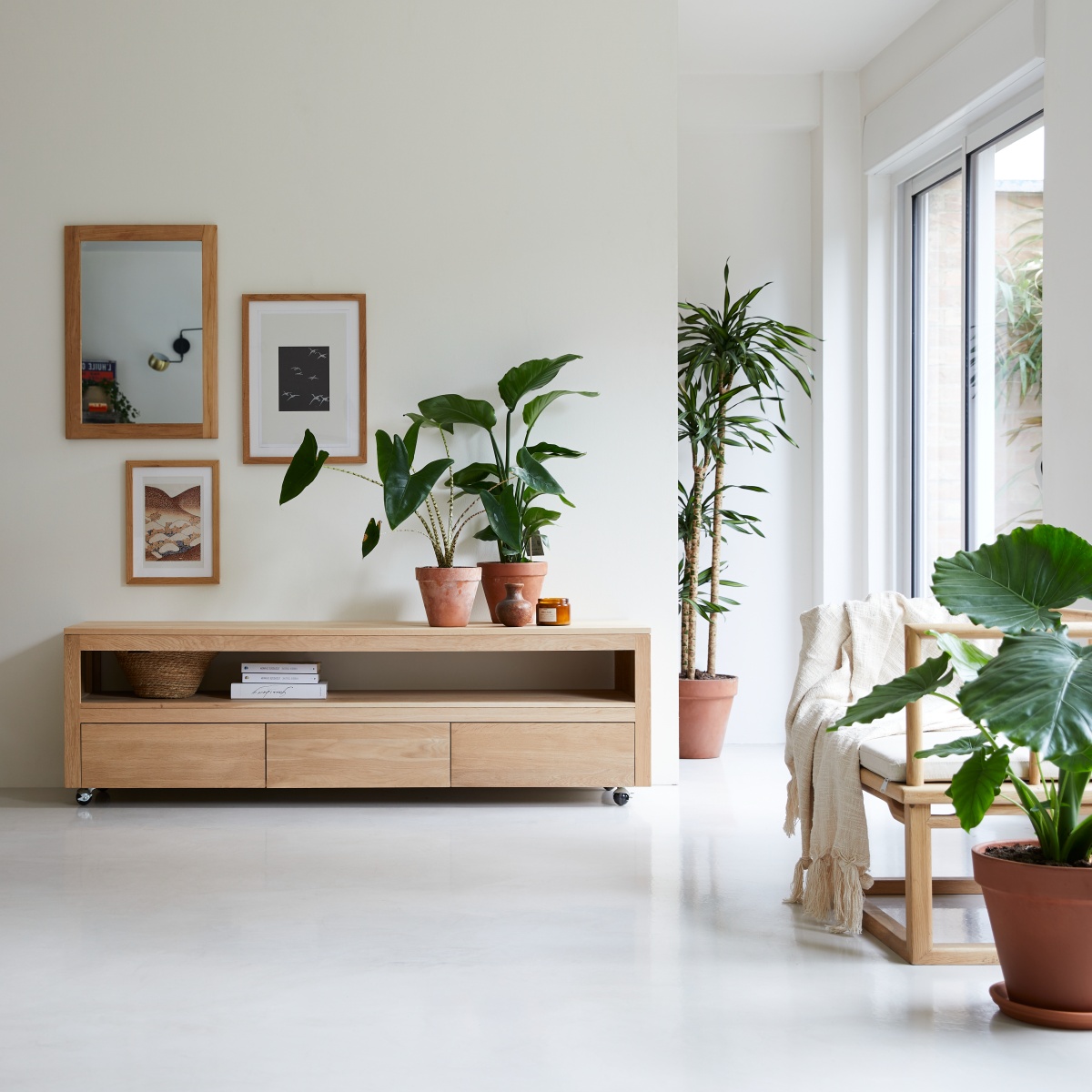 Tv unit 180cm wide discount