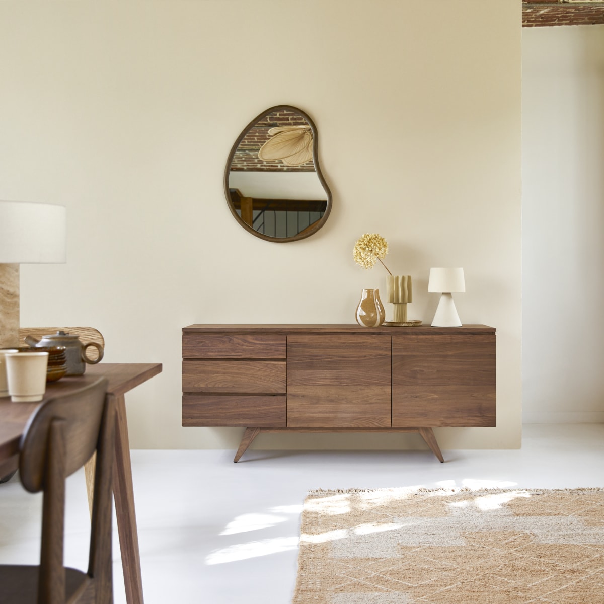 Buffet en bois de noyer 180 Esmée FSC - Tikamoon