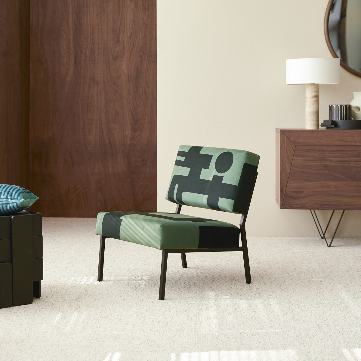 Fauteuil en suédine Barbican vert, 1 place Tikamoon