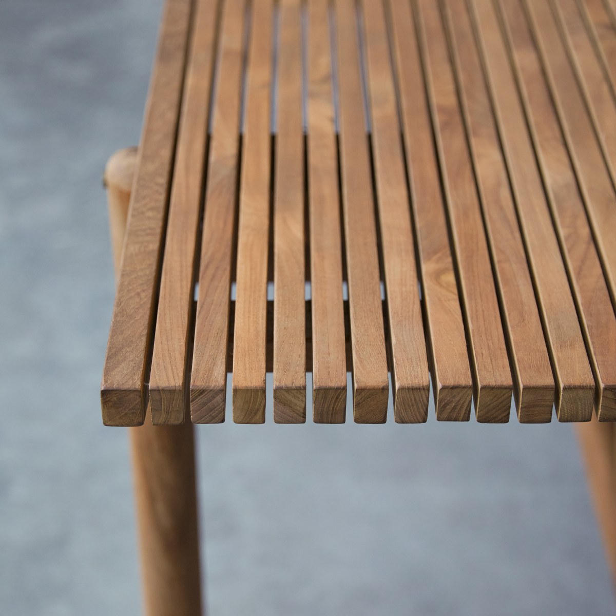 Fado - Solid teak garden table