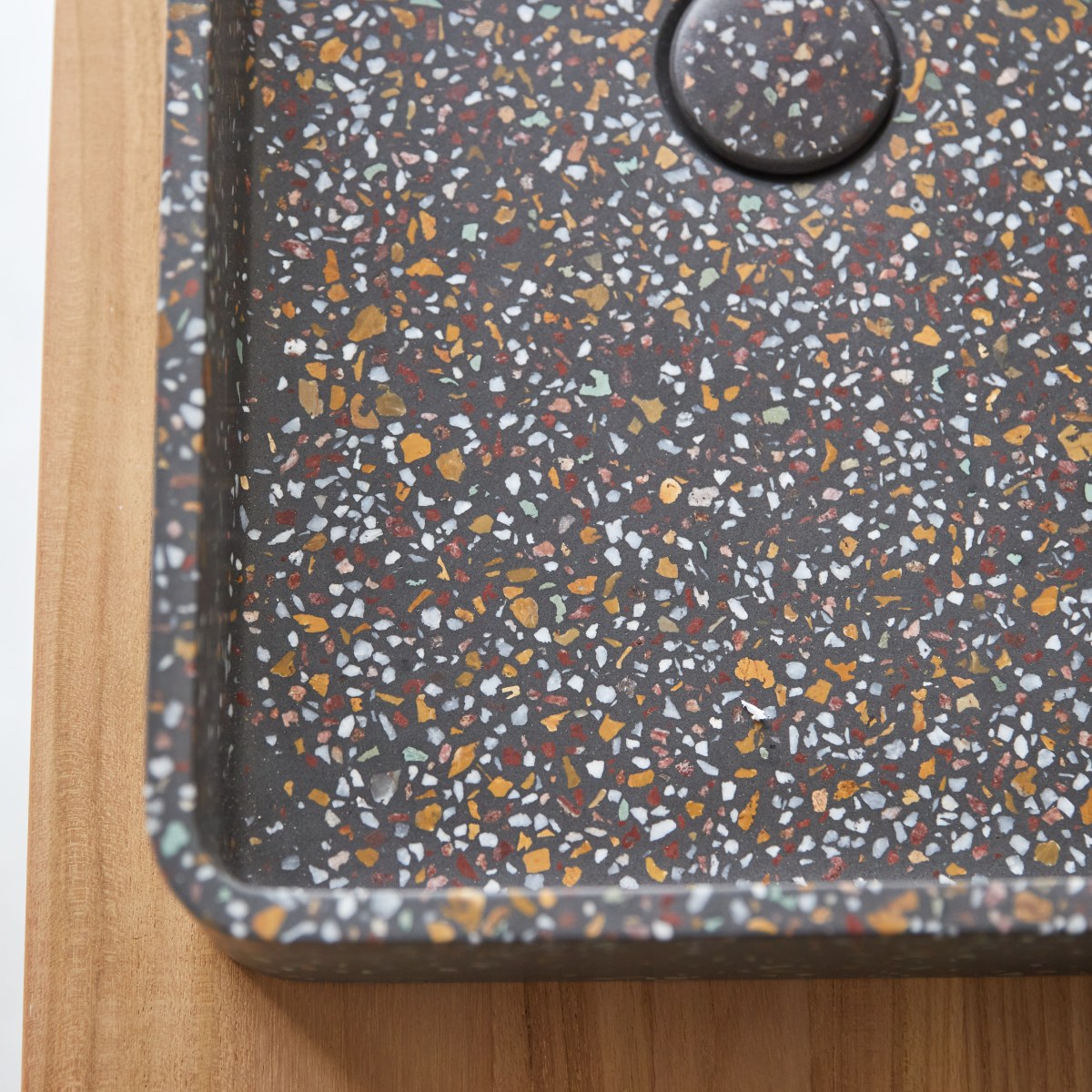 Iris - Rectangular basin in confetti terrazzo