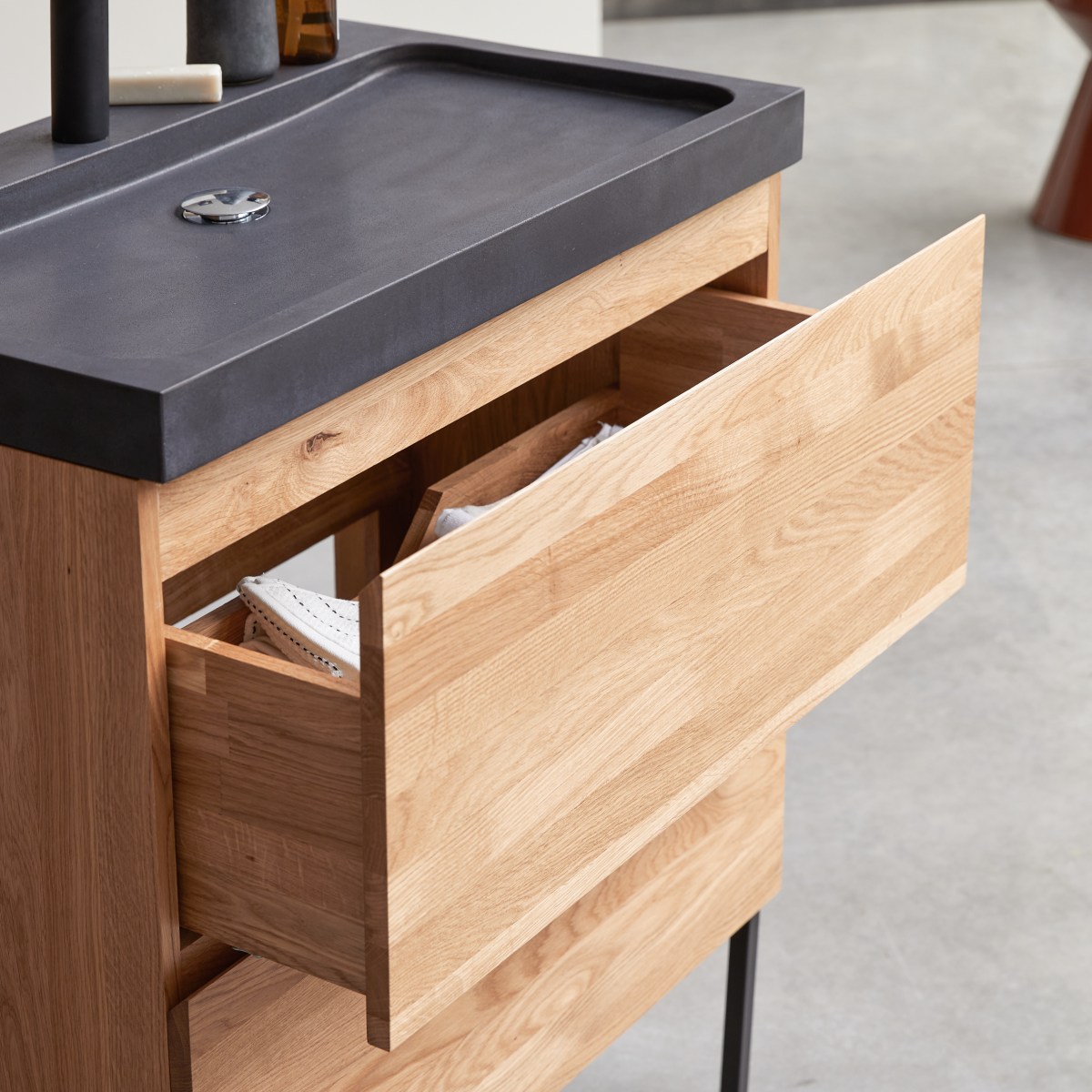 Nova - Solid oak and lava stone vanity unit 80 cm