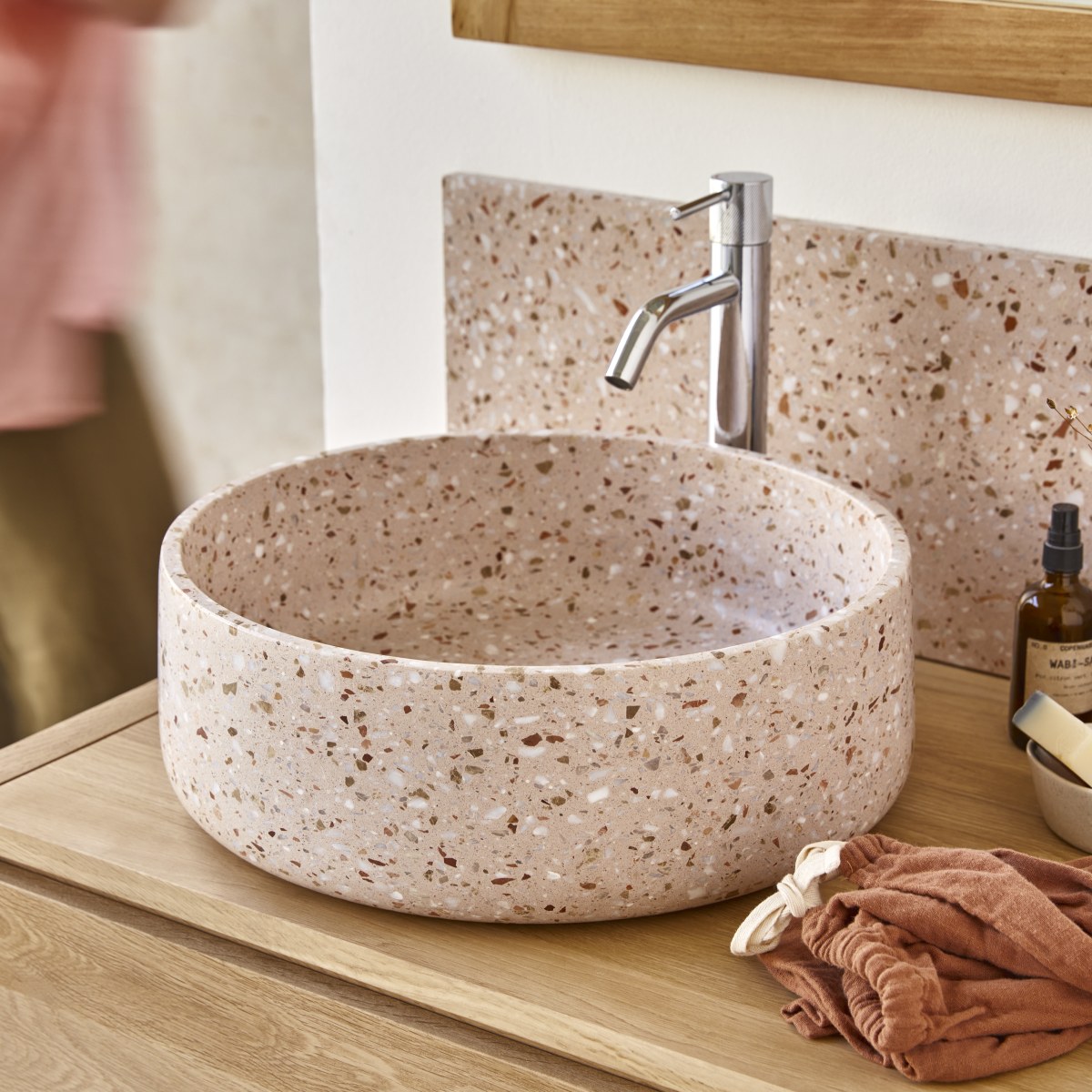 Vasque en terrazzo premium pink Milos Tikamoon