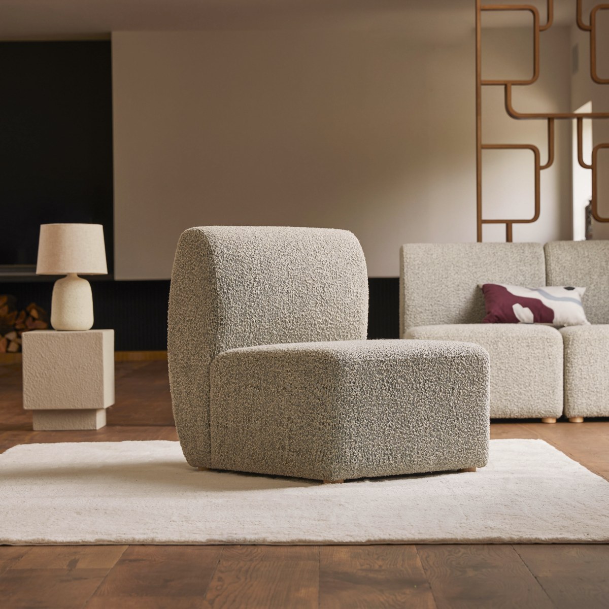 Chauffeuse modulable Swann en acacia massif et tissu gris FSC® - Tikamoon